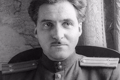 100-летие со дня рождения великого русского советского писателя Константина Симонова — повод обратиться к нашим непреходящим ценностям